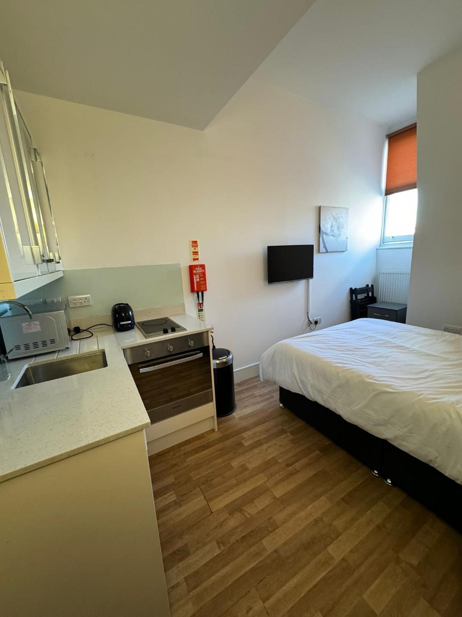 Clarges- Hsk Suites London Eksteriør bilde