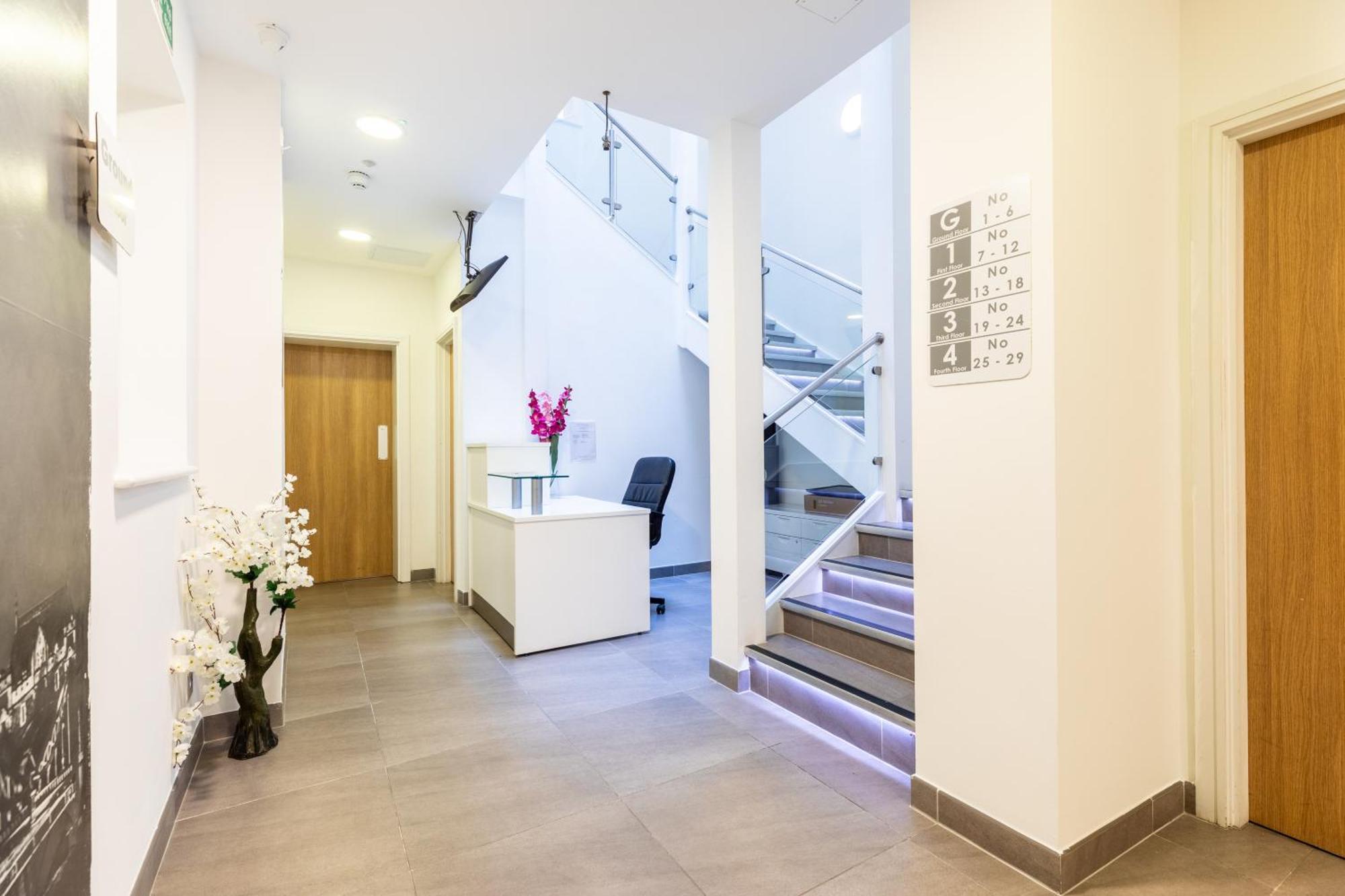 Clarges- Hsk Suites London Eksteriør bilde