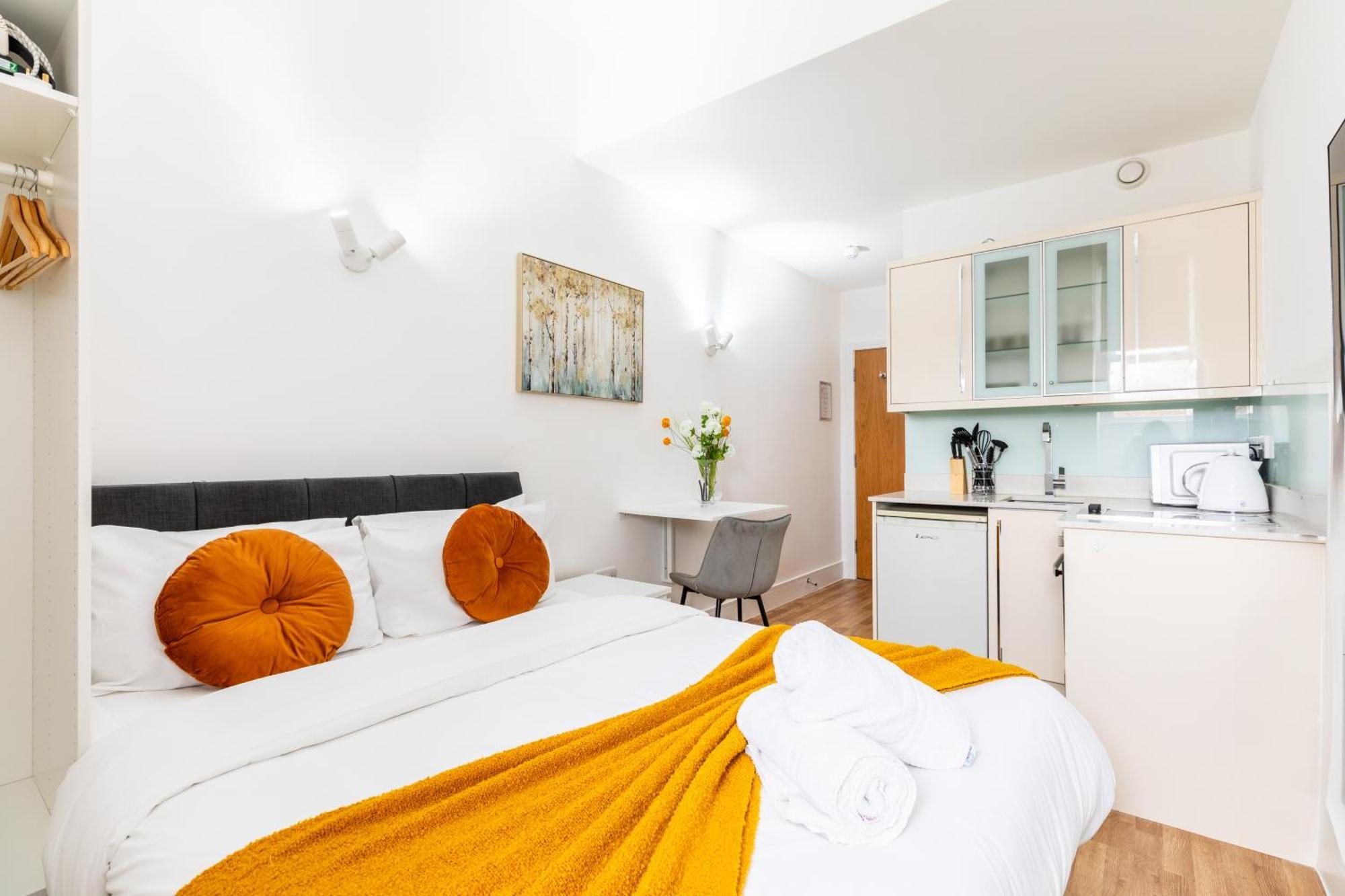 Clarges- Hsk Suites London Eksteriør bilde