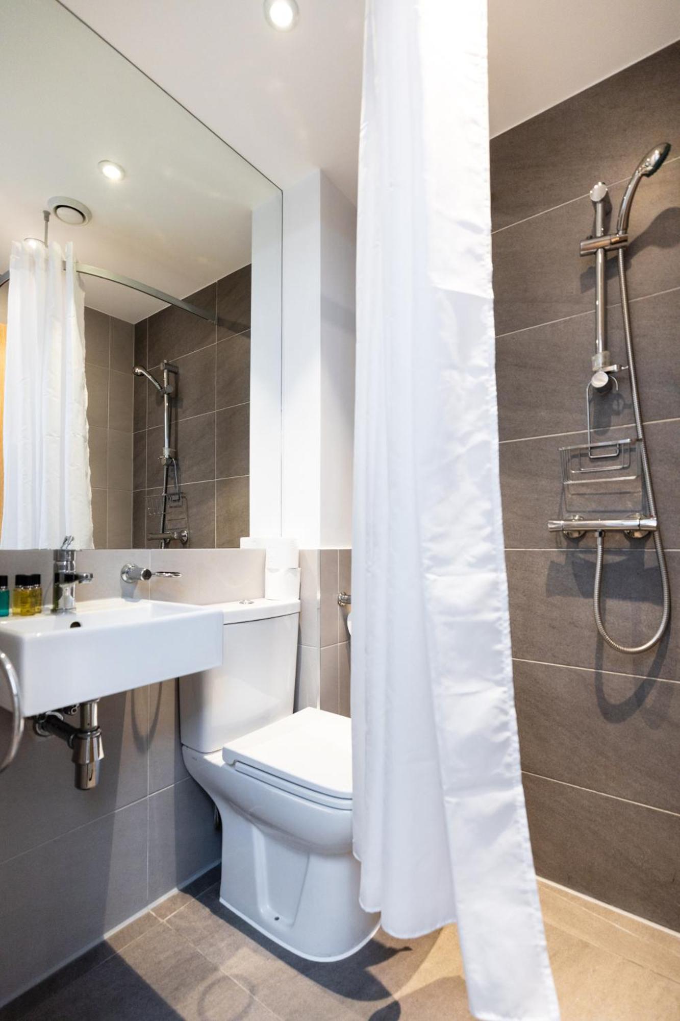 Clarges- Hsk Suites London Eksteriør bilde