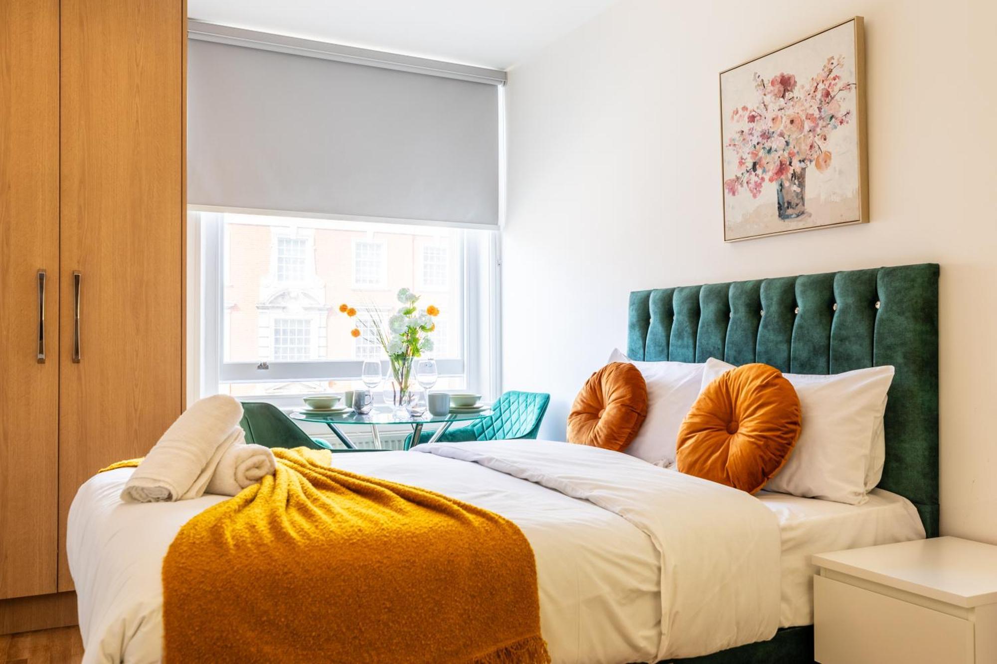 Clarges- Hsk Suites London Eksteriør bilde
